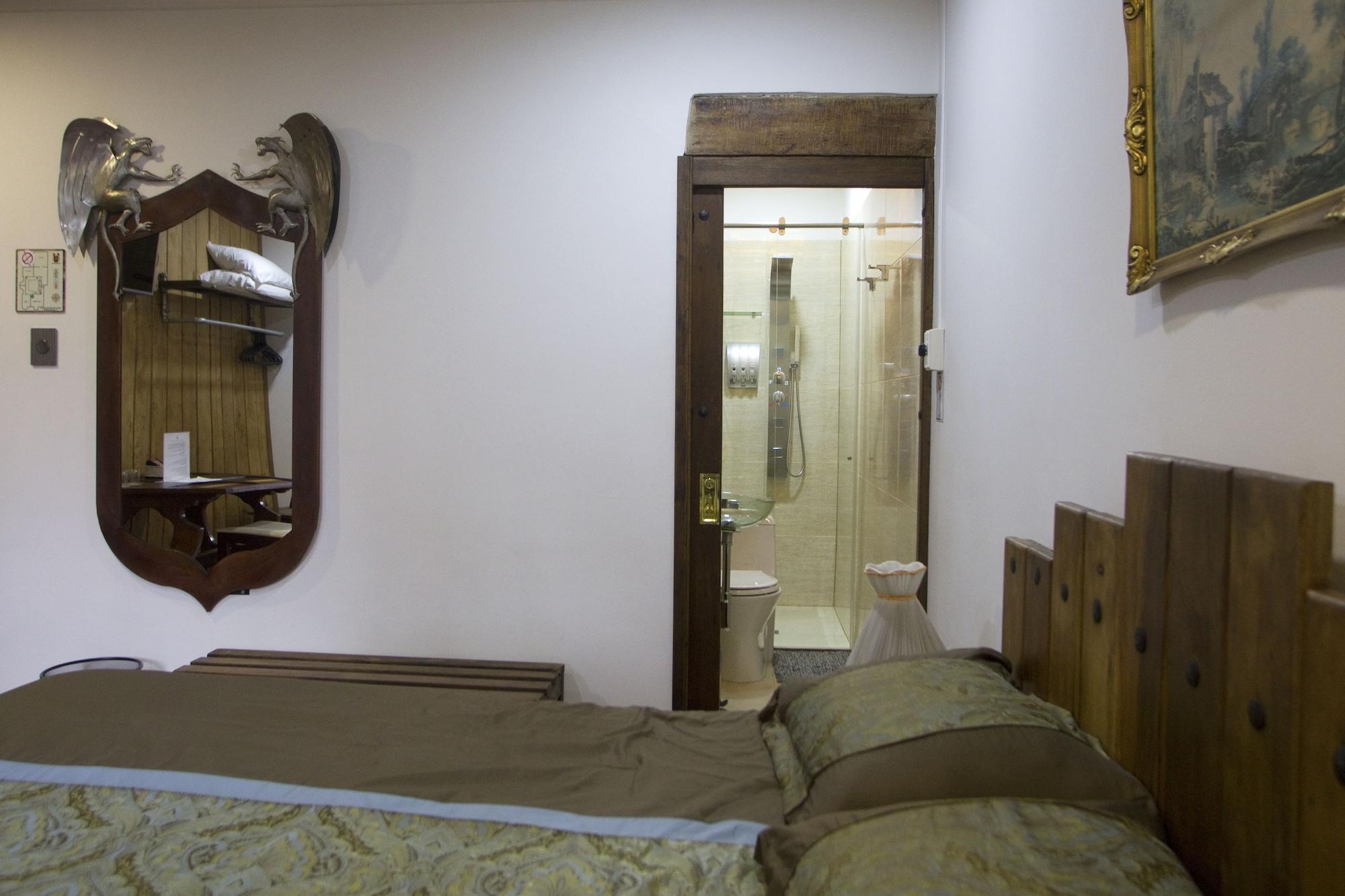Bogota Bed & Breakfast Inn Acomodação com café da manhã 