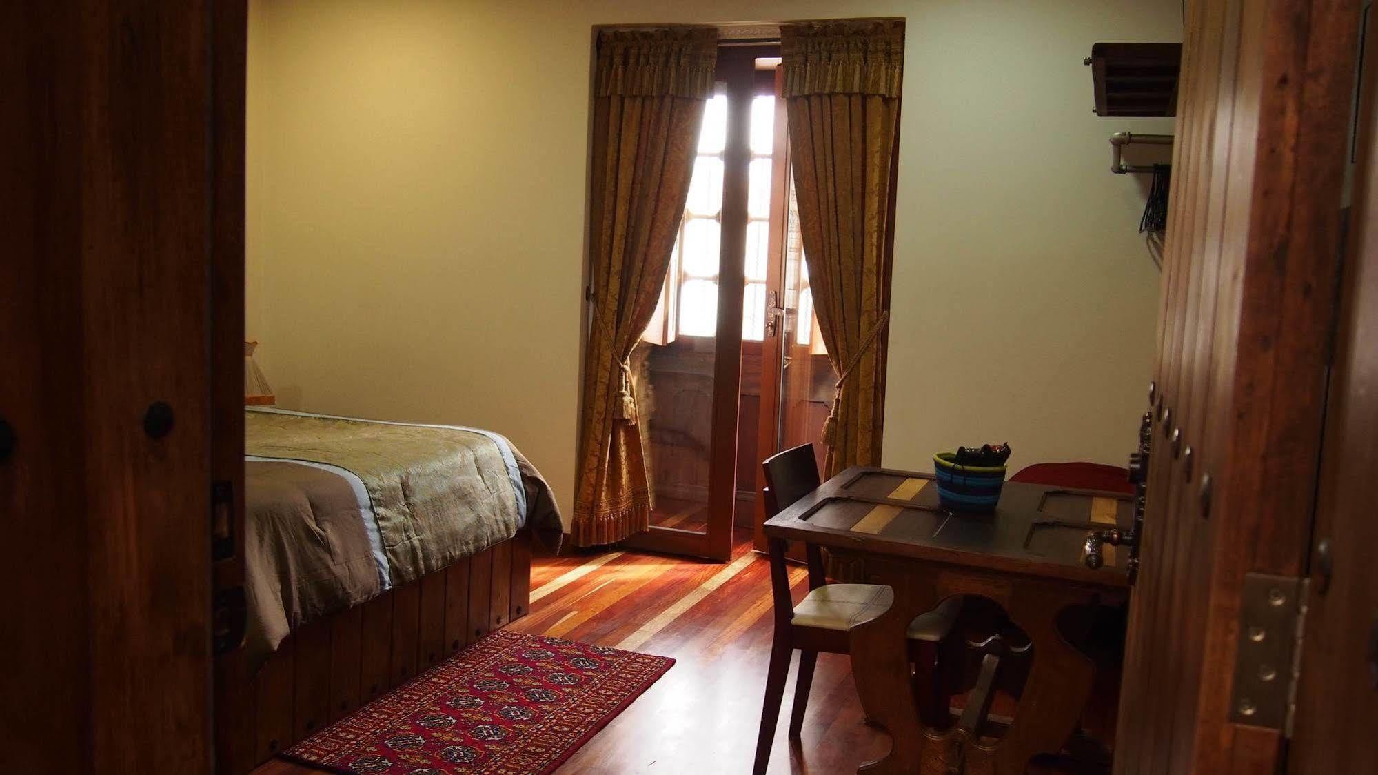 Acomodação com café da manhã  Bogota Bed & Breakfast Inn